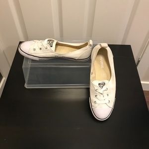 Converse Runners Size 8 - White